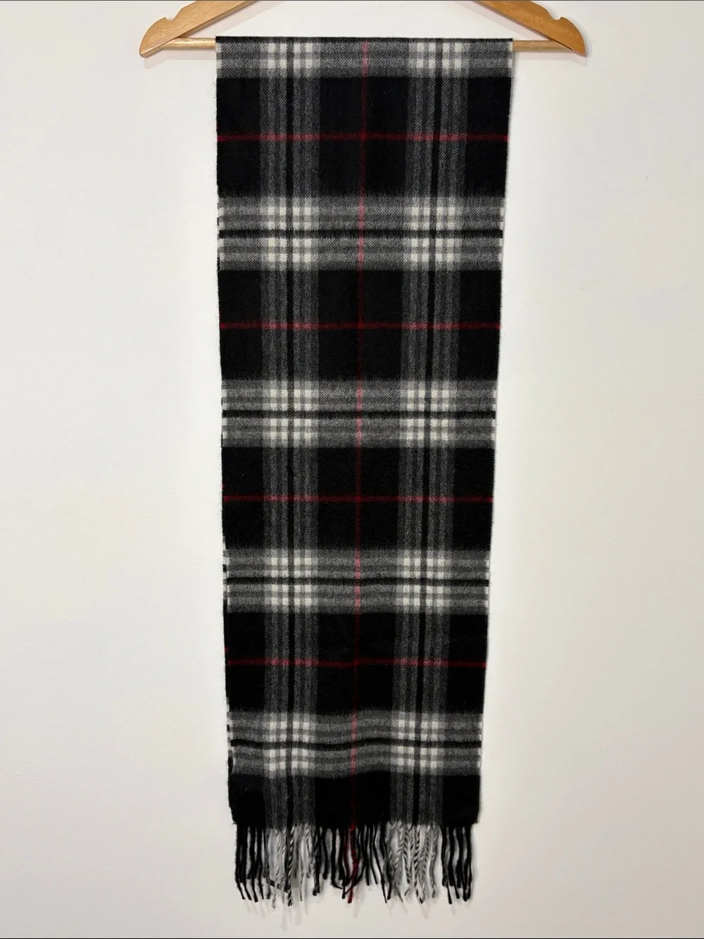 NWT Murano Cashmere Scarf Black White Red Plaid Check Designer Quiet Luxury